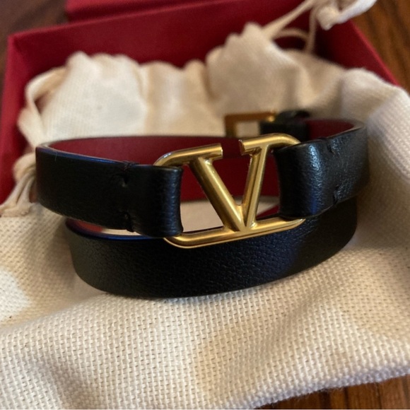 VALENTINO GARAVANI Logo Leather Wrap Bracelet - Picture 5 of 7